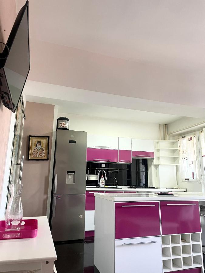Apartament Cu 3 Dormitoare Jolie.M Apartment Galati Exterior photo