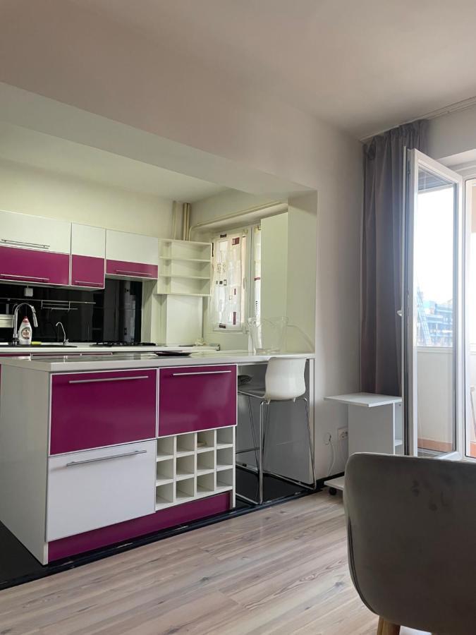 Apartament Cu 3 Dormitoare Jolie.M Apartment Galati Exterior photo